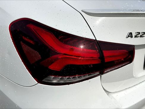 Used 2020 Mercedes-Benz A 220 image 28