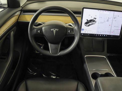 Used 2021 Tesla Model 3 Standard Range Plus image 36