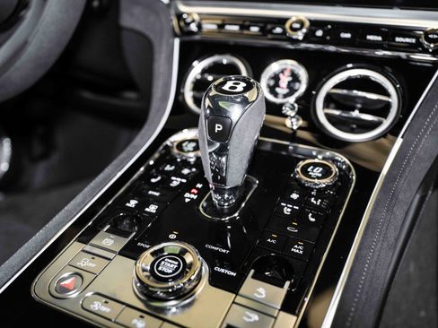 Used 2024 Bentley Continental GT Speed image 35