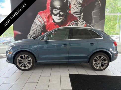 Used 2018 Audi Q3 2.0T Premium Plus w/ Premium Plus Package AWD/4WD image 2