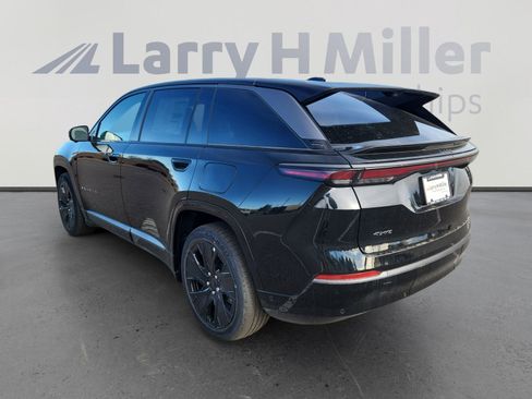 New 2025 Jeep Wagoneer S Launch Edition image 4