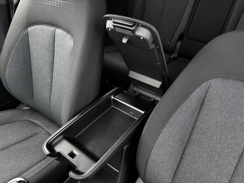 New 2026 Hyundai Ioniq 5 SE image 18