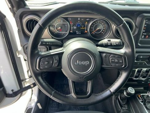 Used 2021 Jeep Wrangler Unlimited Sport AWD/4WD image 22