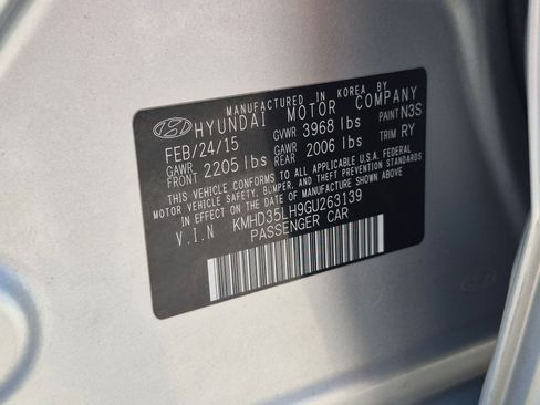 Used 2016 Hyundai Elantra GT FWD image 29