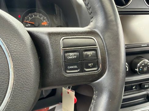 Used 2016 Jeep Patriot High Altitude AWD/4WD image 18