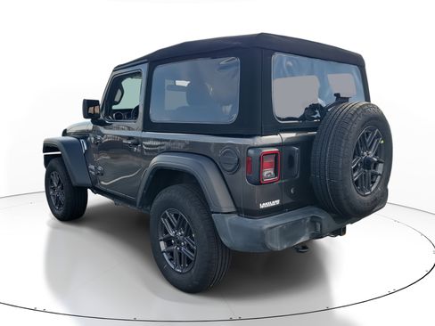 Used 2020 Jeep Wrangler Sport image 6
