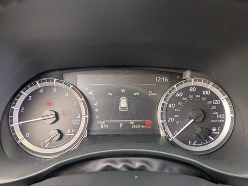 Certified 2024 Toyota Highlander LE image 10