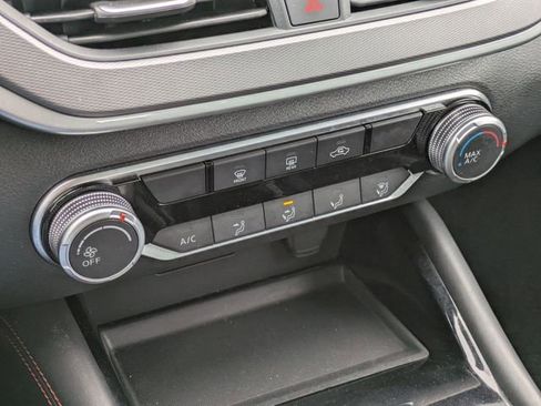 Used 2025 Nissan Altima 2.5 SR image 20