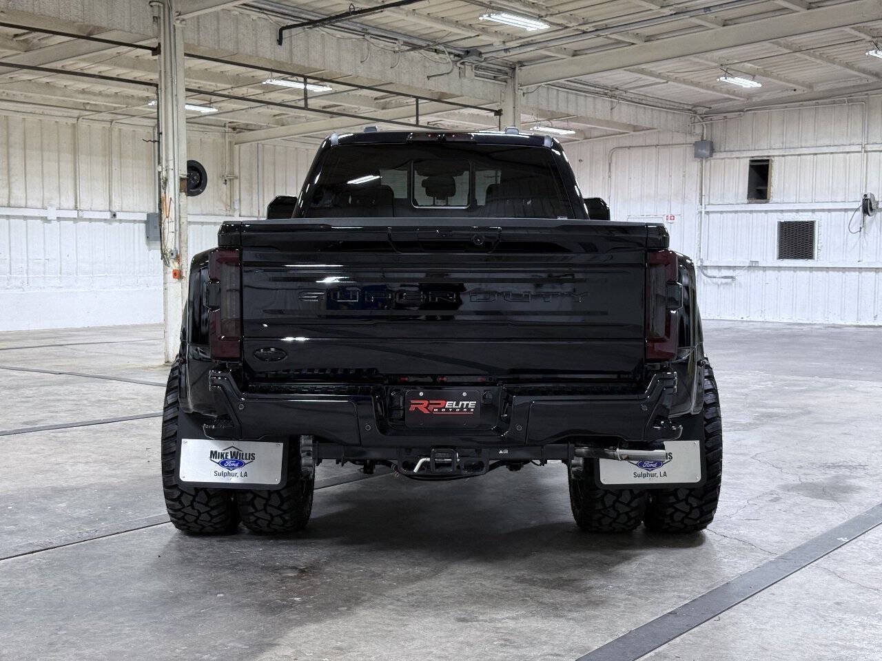 Used 2026 Ford F450 Platinum w/ FX4 Off-Road Package AWD/4WD image 6