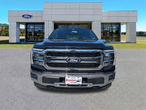 New 2025 Ford F150 Lariat w/ Equipment Group 501A Mid image 9