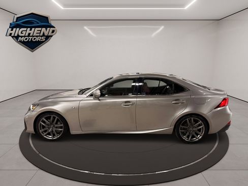 Used 2019 Lexus IS 350 F Sport image 4