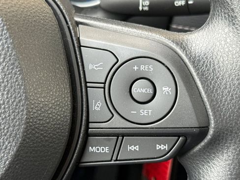 Certified 2023 Toyota RAV4 LE image 28