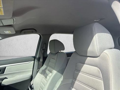 Used 2018 Honda CR-V LX image 11