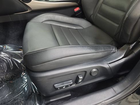 Used 2014 Lexus IS 350 AWD w/ F Sport Package image 29