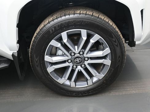 Certified 2025 Toyota 4Runner Limited image 41