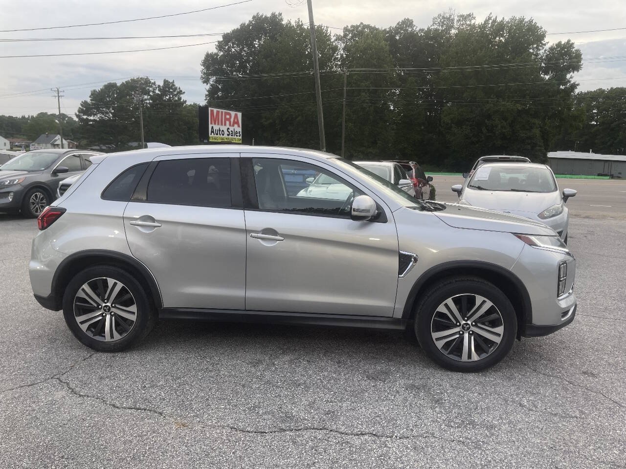 Used 2020 Mitsubishi Outlander Sport SE FWD image 7
