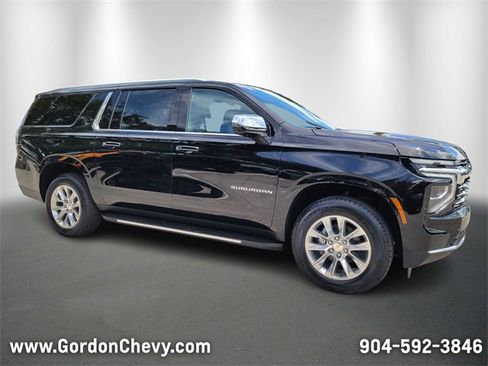 New 2025 Chevrolet Suburban Premier image 10