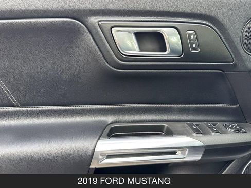 Used 2019 Ford Mustang Premium image 13