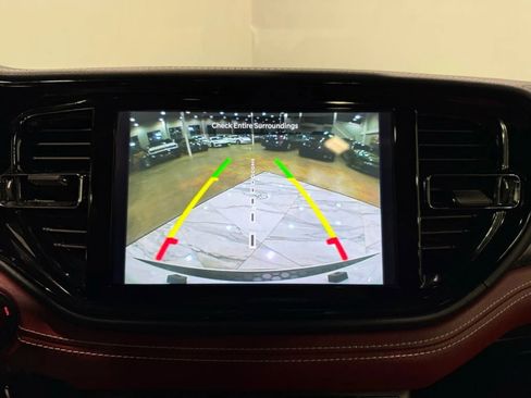 Used 2023 Dodge Durango SRT image 19