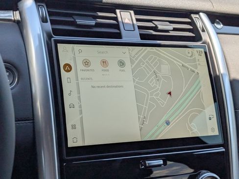 New 2026 Land Rover Discovery S AWD/4WD image 14