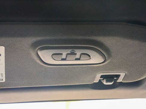 Used 2025 GMC Hummer EV 2X w/ Extreme Off-Road Package image 41