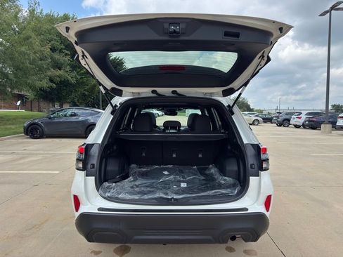 Used 2026 Subaru Forester Premium AWD/4WD image 17