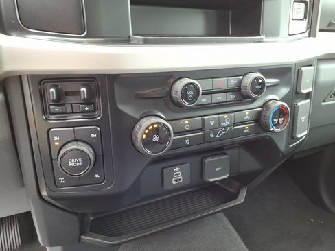 New 2027 Ford F350 XLT w/ FX4 Off-Road Package AWD/4WD image 22