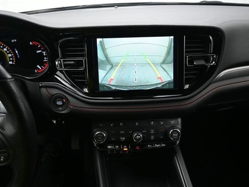 Used 2024 Dodge Durango GT image 17