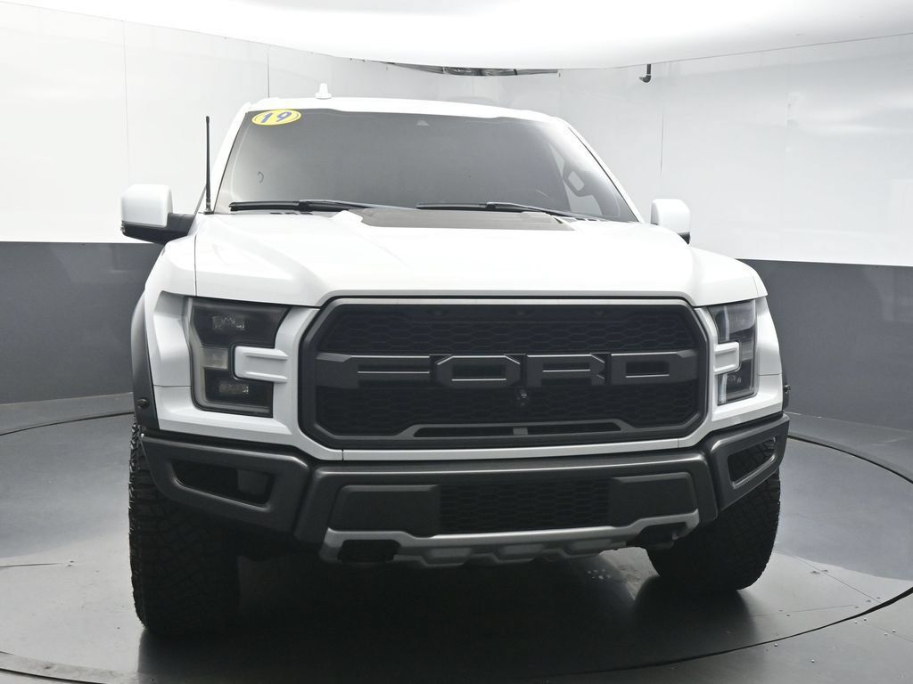 Used 2019 Ford F150 Raptor w/ Equipment Group 802A Luxury AWD/4WD image 3