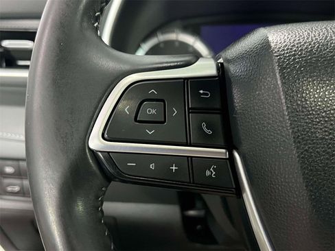 Used 2022 Toyota Highlander XSE image 24