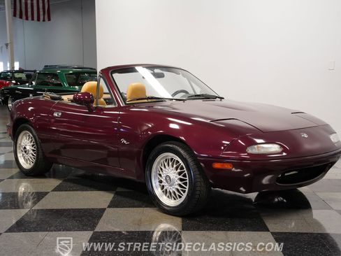 Used 1995 MAZDA MX-5 Miata M-Edition image 16