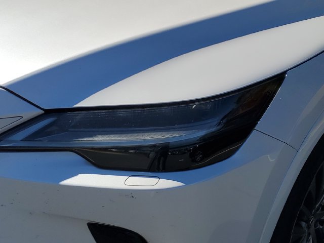 Used 2023 Lexus RX 350 w/ Cold Area Package AWD/4WD image 9