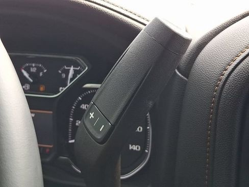 Used 2023 GMC Sierra 2500 AT4 w/ AT4 Preferred Package AWD/4WD image 15