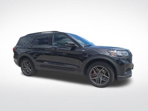 Certified 2025 Ford Explorer ST-Line w/ ST-Line Street Pack AWD/4WD image 1
