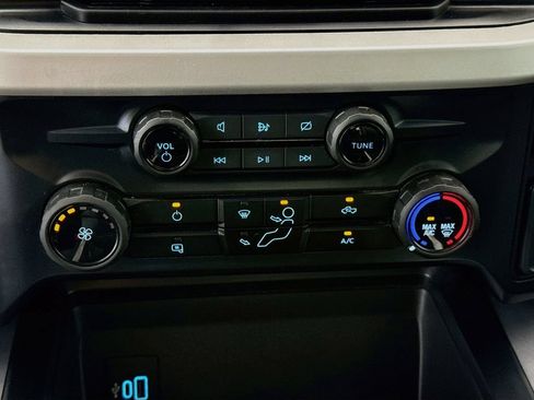 Used 2024 Ford F250 XLT w/ 360-Degree Camera Package AWD/4WD image 16