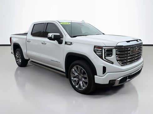 Used 2024 GMC Sierra 1500 Denali AWD/4WD image 1