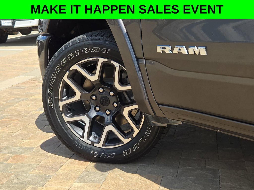 Used 2025 RAM 1500 Laramie w/ Sport Appearance Package AWD/4WD image 32