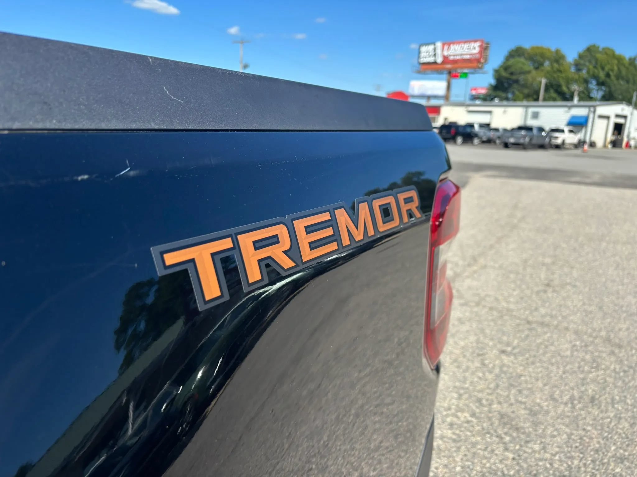 Used 2024 Ford Maverick Tremor w/ Tremor Off-Road Package AWD/4WD image 12