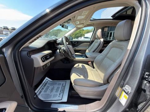 Used 2022 Lincoln Aviator Reserve w/ Equipment Group 201A AWD/4WD image 25