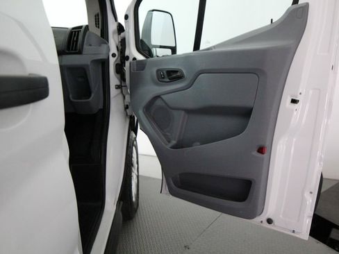 Used 2019 Ford Transit 150 148 Medium Roof RWD image 33