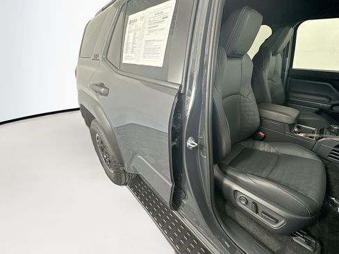 Used 2026 Toyota 4Runner TRD Off-Road Premium AWD/4WD image 28