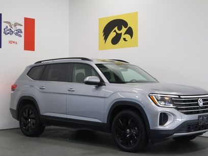 Certified 2024 Volkswagen Atlas SE w/ Black Wheel Package