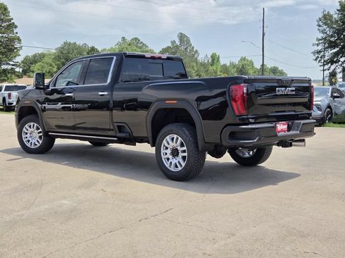 New 2026 GMC Sierra 3500 Denali Ultimate AWD/4WD image 4
