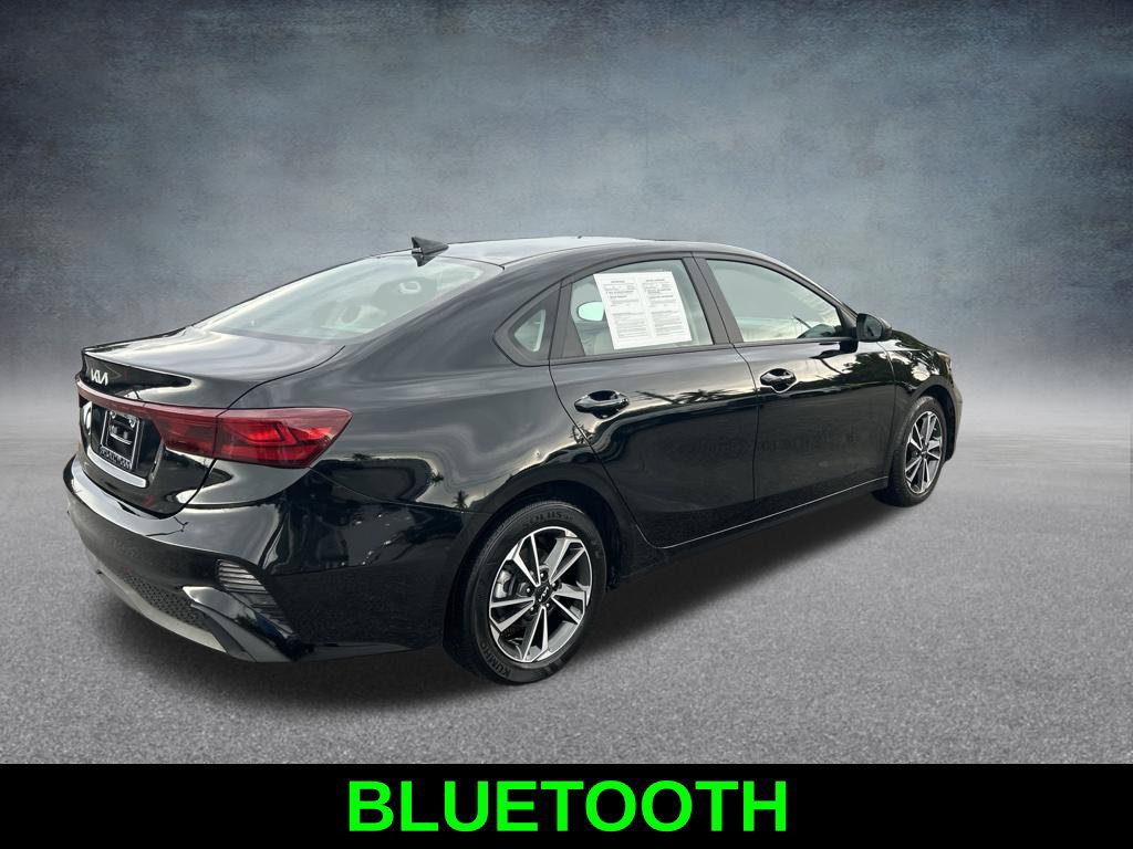 Used 2023 Kia Forte LXS FWD image 5
