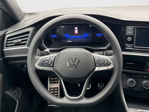 Used 2023 Volkswagen Jetta Sport FWD image 12
