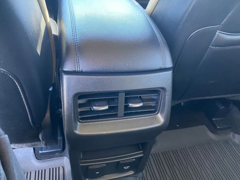 Used 2020 Ford Edge SEL w/ Convenience Package image 35