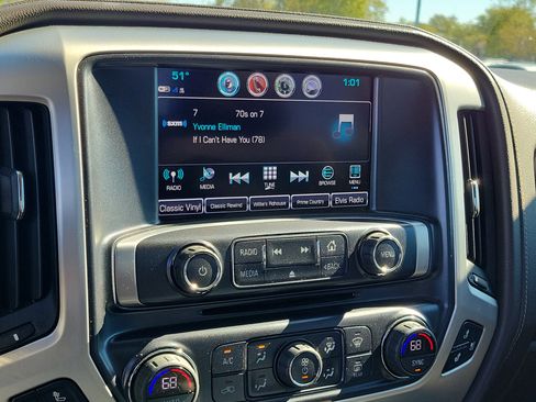 Used 2017 GMC Sierra 1500 SLT w/ SLT Premium Package image 26