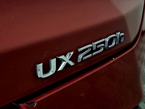 Used 2020 Lexus UX 250h w/ Accessory Package image 31