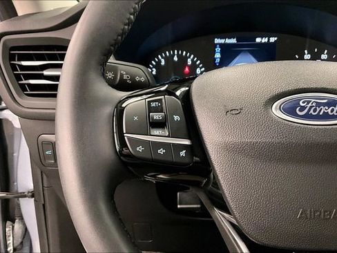 Used 2022 Ford Escape SEL image 26