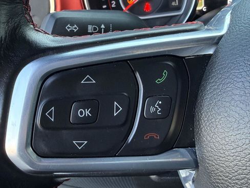Used 2021 Jeep Gladiator Rubicon AWD/4WD image 19